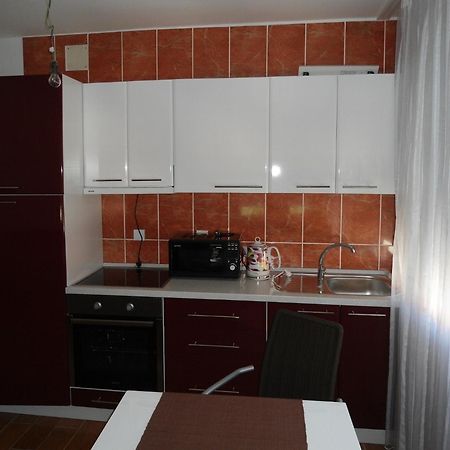 Lazar Apartments Petrovazzo Esterno foto