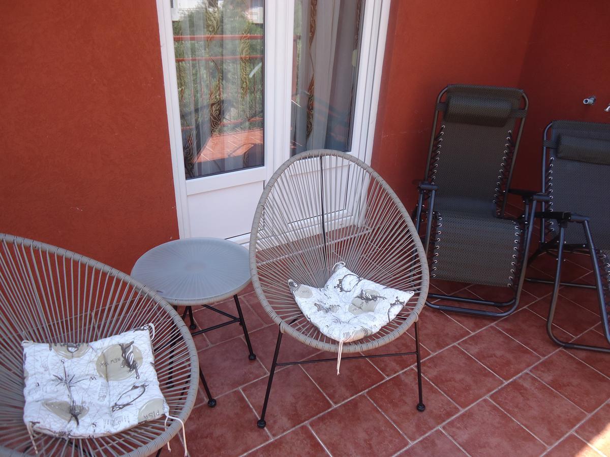 Lazar Apartments Petrovazzo Esterno foto