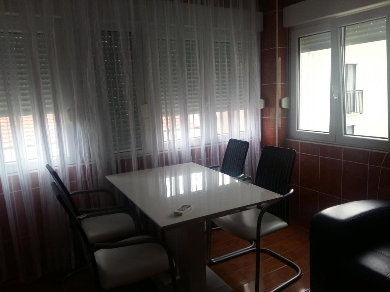 Lazar Apartments Petrovazzo Esterno foto